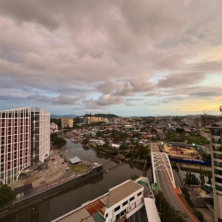 Riverside Opulent Nights At Sky Hotel โกตาคินาบาลู ภายนอก รูปภาพ
