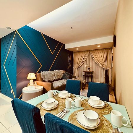Riverside Opulent Nights At Sky Hotel โกตาคินาบาลู ภายนอก รูปภาพ