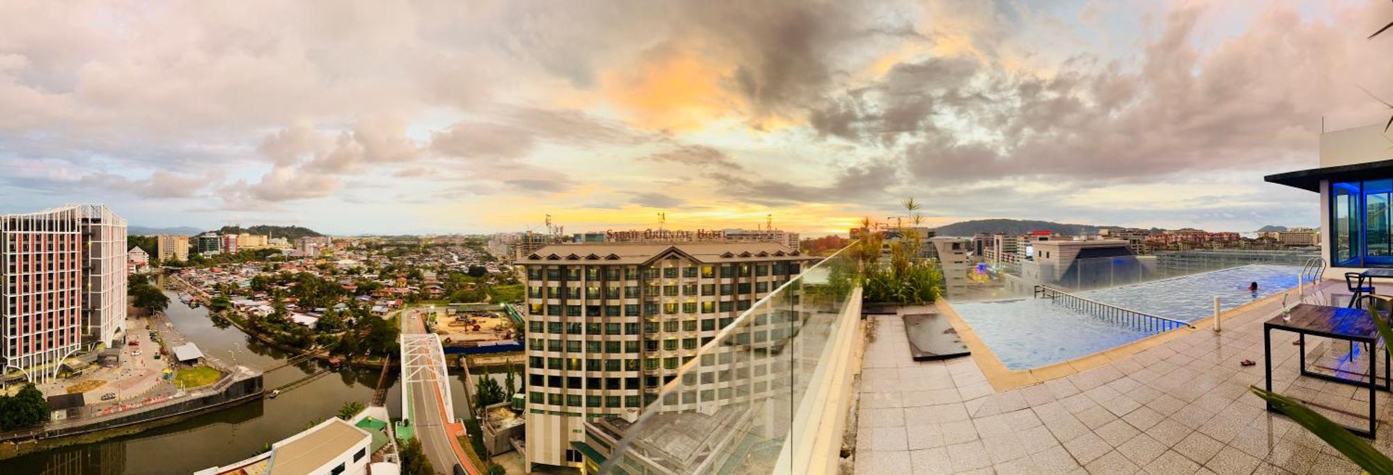 Riverside Opulent Nights At Sky Hotel โกตาคินาบาลู ภายนอก รูปภาพ