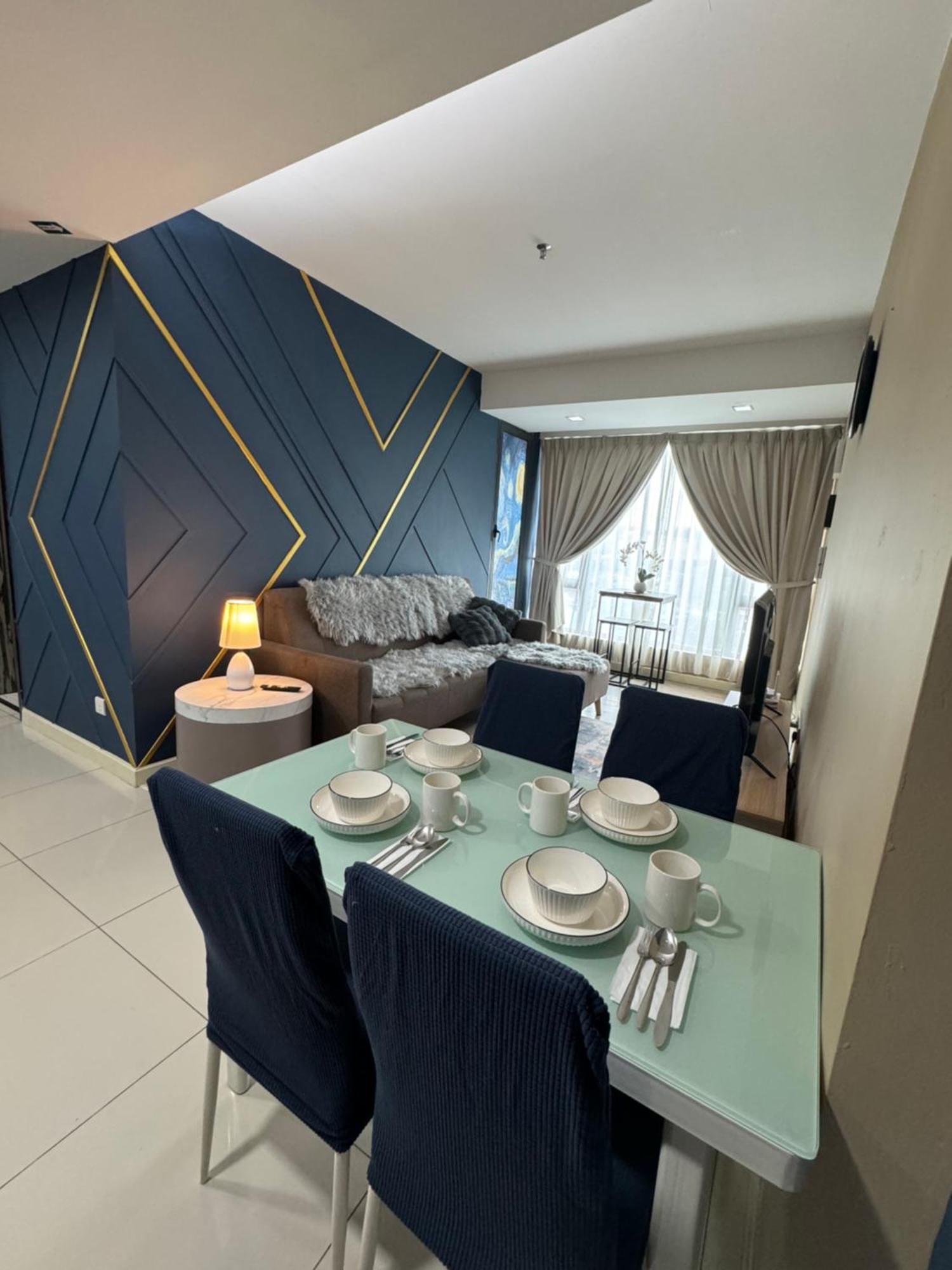 Riverside Opulent Nights At Sky Hotel โกตาคินาบาลู ภายนอก รูปภาพ